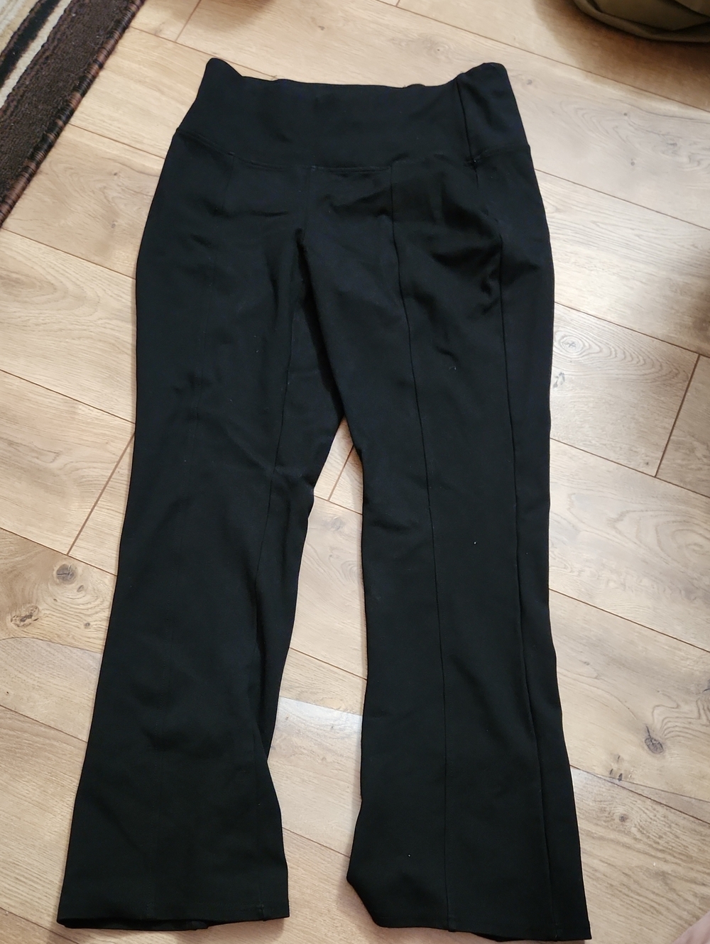 Sabrina Lauren Women's Black Yoga Flare Pants